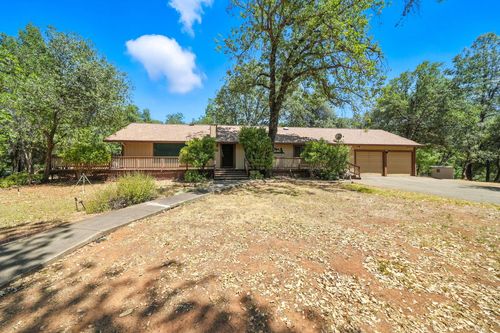 19759 Sweetwater Trl, Redding, CA, 96003-9409 | Card Image