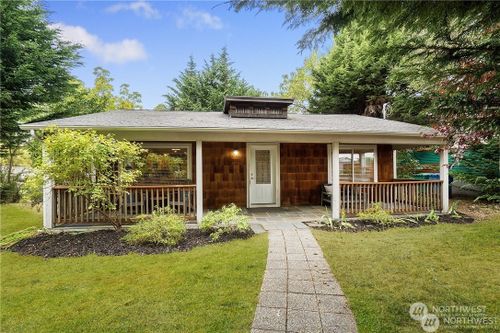 20115 Fremont Ave N, Shoreline, WA, 98133 | Card Image