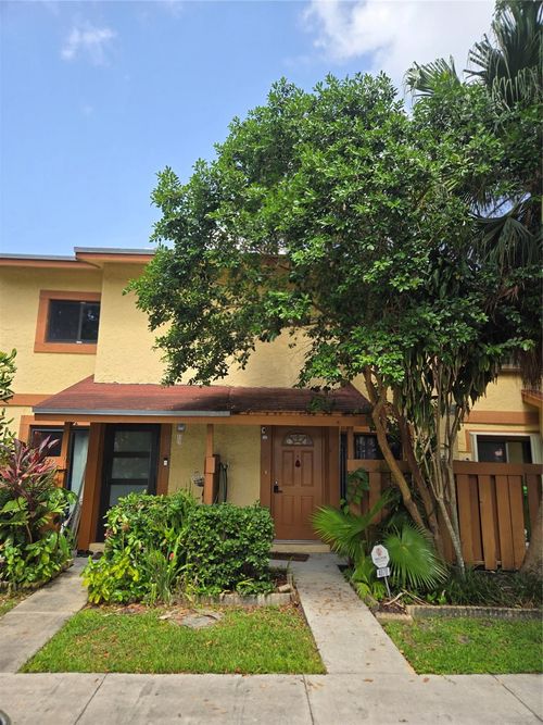 4070 Sierra Ter, Sunrise, FL, 33351-6396 | Card Image