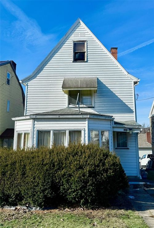 544 Pearl St, Brownsville, PA, 15417-2141 | Card Image