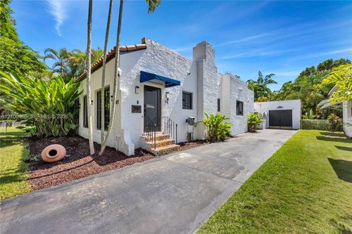 504 Majorca Ave, Coral Gables, FL, 33134-4222 | Card Image