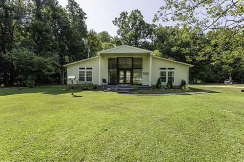 218 River Rd, Hardy, AR, 72542-9405 | Card Image