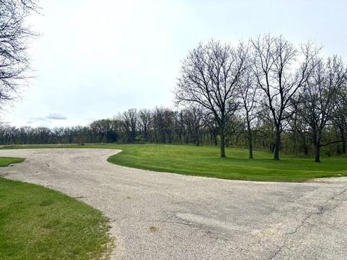 1 Bunny Trail, Janesville, WI, 53545 | Card Image