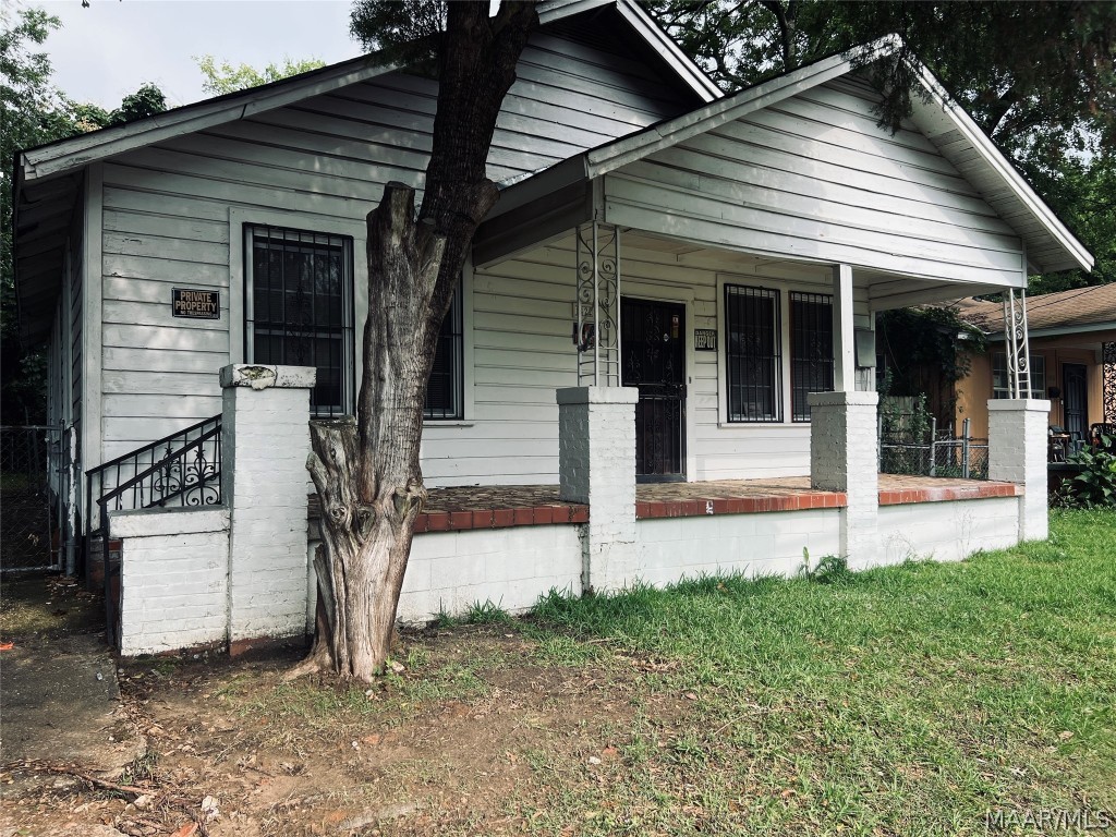 Holt St, Montgomery, AL 36108