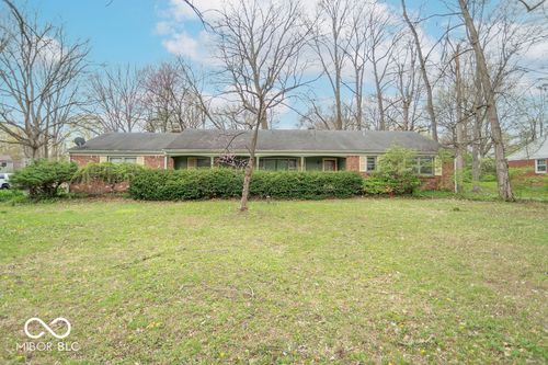 9230 Westfield Boulevard, Indianapolis, IN, 46240 | Card Image