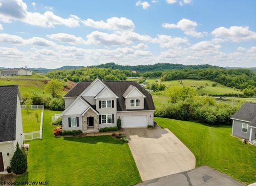 133 Elderbury Ln, Fairmont, WV, 26554-2252 | Card Image