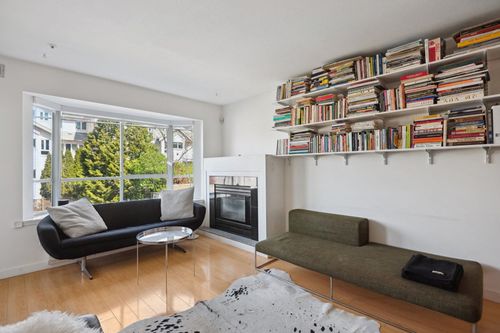 202-1729 E Georgia St, Vancouver, BC, V5L2B3 | Card Image