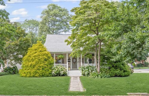 300 3rd Ave, E Northport, NY, 11731-3410 | Card Image