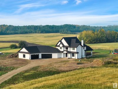 58108 Range Road 240, House other with 5 bedrooms, 5 bathrooms and null parking in Sturgeon County AB | Image 2