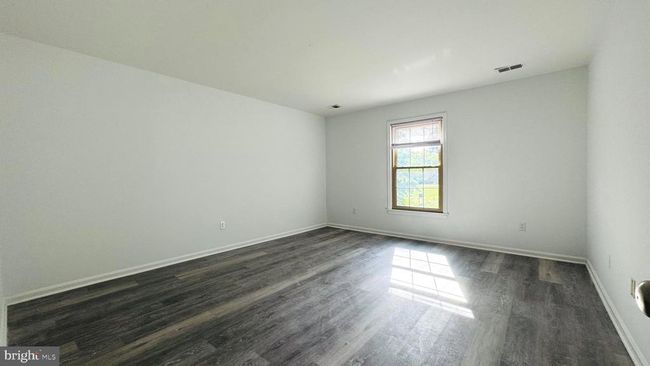 2015 Soapstone Dr, House other with 4 bedrooms, 5 bathrooms and null parking in RESTON VA | Image 41