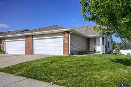 8331 S 85th St, Lincoln, NE, 68526-4017 | Card Image
