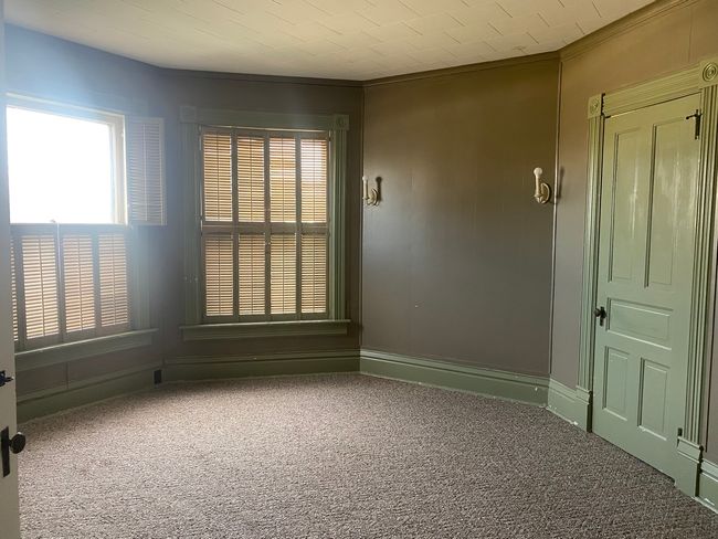 339 E Chestnut St, House other with 3 bedrooms, 3 bathrooms and 5 parking in Sheffield IL | Image 24