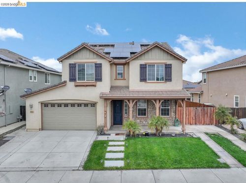 8461 Pinehollow Cir, Discovery Bay, CA, 94505 | Card Image