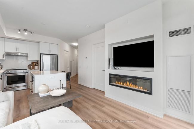 1011 - 9000 Jane St, Condo with 2 bedrooms, 2 bathrooms and 1 parking in Concord ON | Image 19