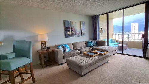 2505-2121 Ala Wai Blvd, Honolulu, HI, 96815-2208 | Card Image