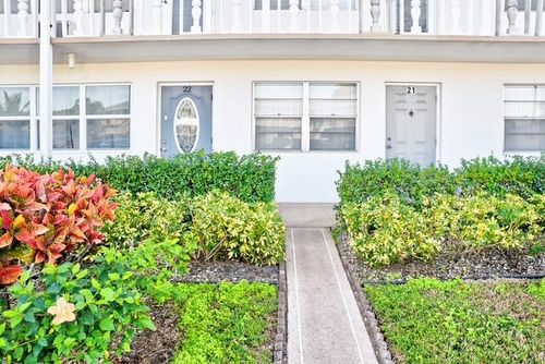 22 Kent B, West Palm Beach, FL, 33417-1703 | Card Image