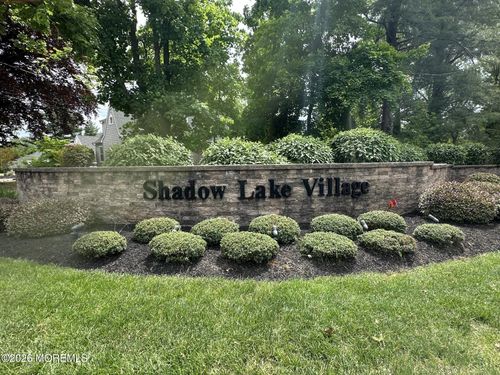44 Dickinson Ct, Red Bank, NJ, 07701-5401 | Card Image