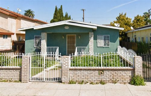 2217 Mortimer Ave, Huntington Park, CA, 90255 | Card Image