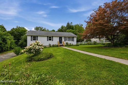 90 Brickyard Ct, North Adams, MA, 01247 | Card Image