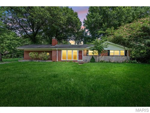 718 Wenneker Dr, Clayton, MO, 63124-2040 | Card Image
