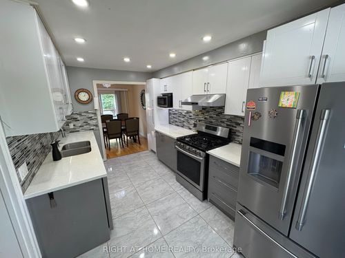 main-69 Sophia Dr, Scarborough, ON, M1H1Z6 | Card Image
