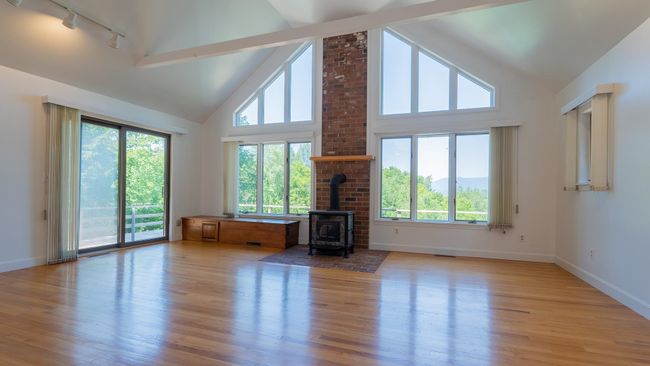 288 Upper Pinnacle Rd, House other with 2 bedrooms, 3 bathrooms and null parking in Stowe VT | Image 4