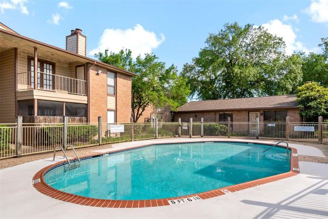APT-501 - 9000 Bissonnet St, Townhouse with 2 bedrooms, 2 bathrooms and null parking in Houston TX | Image 21