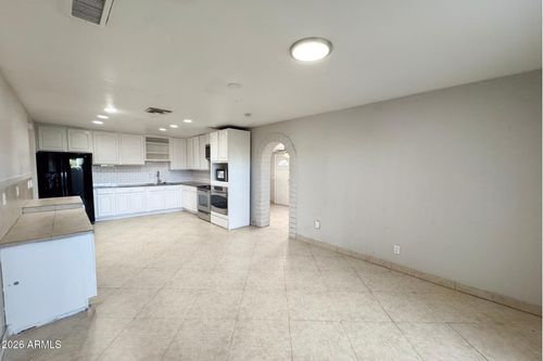 1732 S Mckemy St, Tempe, AZ, 85281-6539 | Card Image