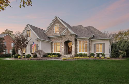 1731 Surrey Dr, Brentwood, TN, 37027-8147 | Card Image