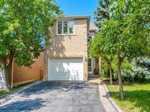 16 Marchwood Cres, Richmond Hill, ON, L4C8M7 | Card Image