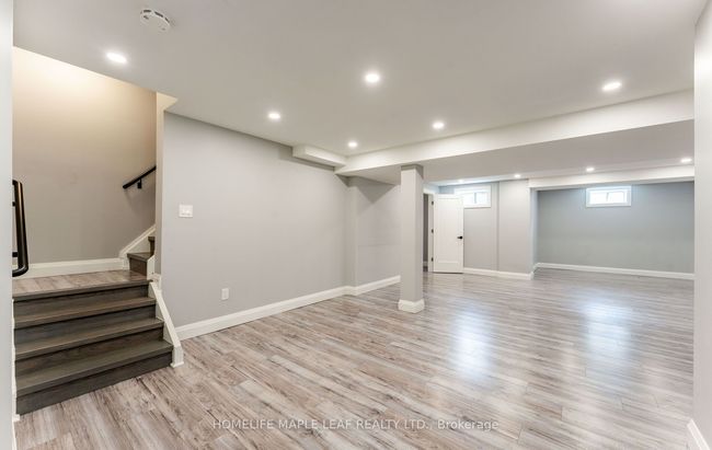 47 Stanton Ave, House other with 5 bedrooms, 4 bathrooms and 2 parking in Woodbridge ON | Image 38