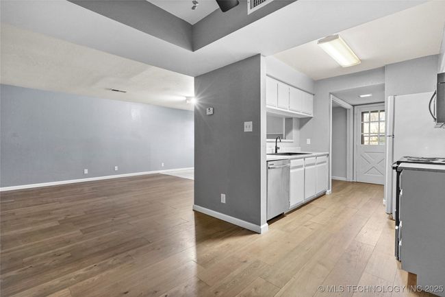40C - 6378 S 80 Th East Ave, Condo with 2 bedrooms, 3 bathrooms and null parking in Tulsa OK | Image 11