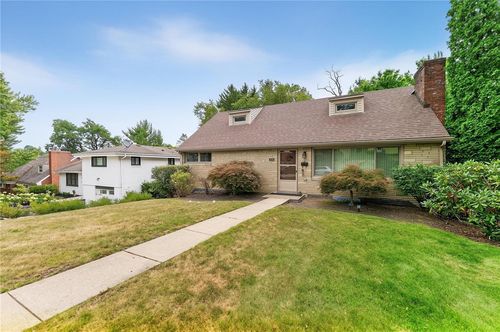 1125 Sunrise Dr, Pittsburgh, PA, 15243-1945 | Card Image