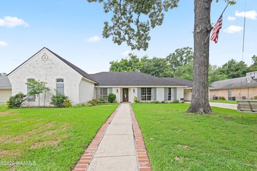 207 Oakwood Drive, Lafayette, LA, 70503 | Card Image