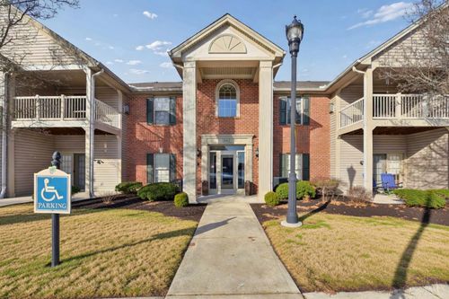 8021 Pinnacle Point Dr, West Chester, OH, 45069 | Card Image
