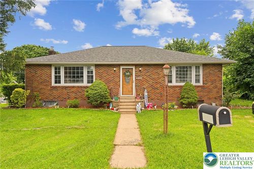 4116 Springmill Rd, Whitehall, PA, 18052-1612 | Card Image