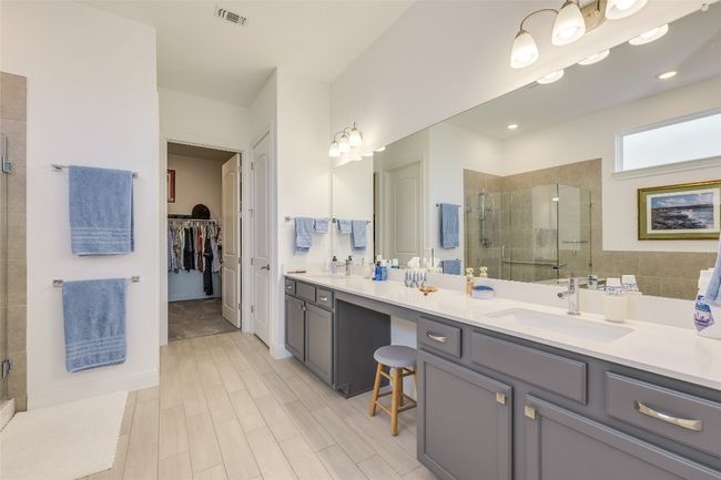 Master bath | Image 15