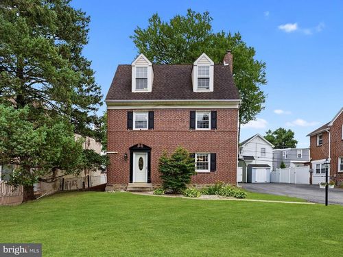 106 Merion Ave, ALDAN, PA, 19018-3009 | Card Image