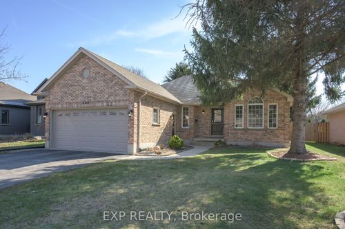 395 Riverview Dr, Strathroy, ON, N7G4A8 | Card Image