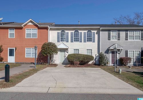 121 Willow Point Ln, ALABASTER, AL, 35007-9009 | Card Image