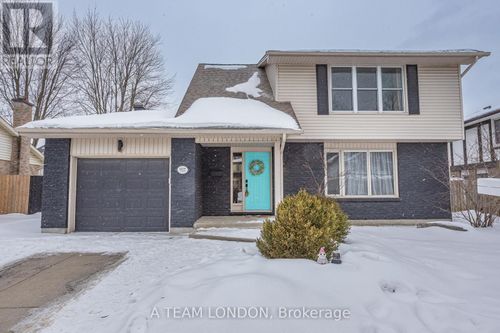 927 Farnham Rd, London, ON, N6K1S2 | Card Image