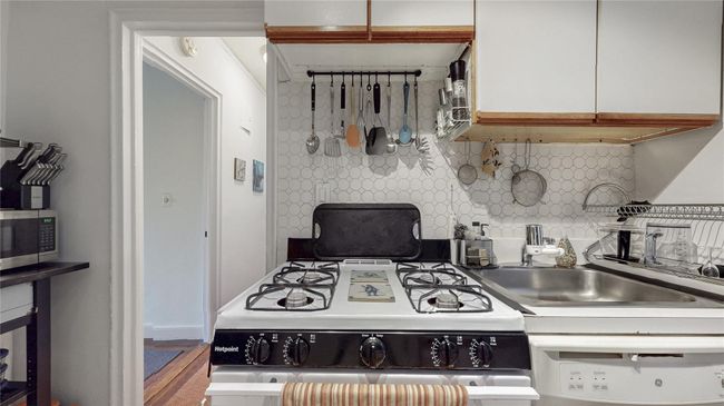 APT-4G - 420 Central Park W, Condo with 1 bedrooms, 1 bathrooms and null parking in New York NY | Image 12