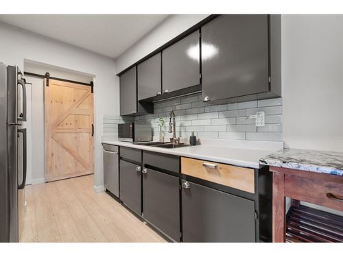 312-45598 Mcintosh Dr, Chilliwack, BC, V2P7J3 | Card Image