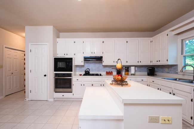 10 Cedar Branch Dr, House other with 3 bedrooms, 3 bathrooms and null parking in Little Rock AR | Image 19
