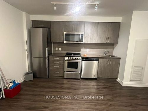 207-1700 Avenue Rd, North York, ON, M5M0B3 | Card Image