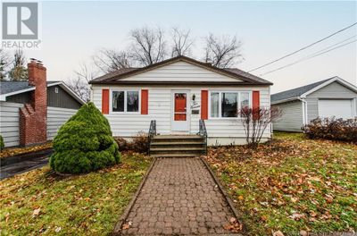 211 Humphrey St, House other with 3 bedrooms, 1 bathrooms and null parking in Moncton NB | Image 1