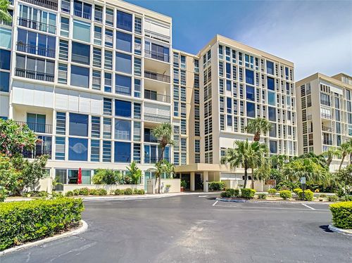 503-7400 Sun Island Dr S, SOUTH PASADENA, FL, 33707-4419 | Card Image