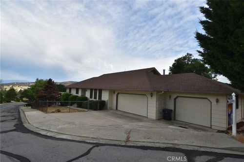 913 Northview Cir, Yreka, CA, 96097-2139 | Card Image