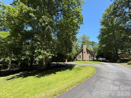 315 Honey Locust Lane, Whittier, NC, 28789 | Card Image