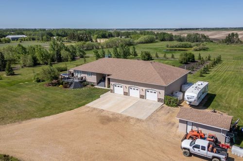 47220 Rr200, Rural Camrose County, AB, T4V2N1 | Card Image